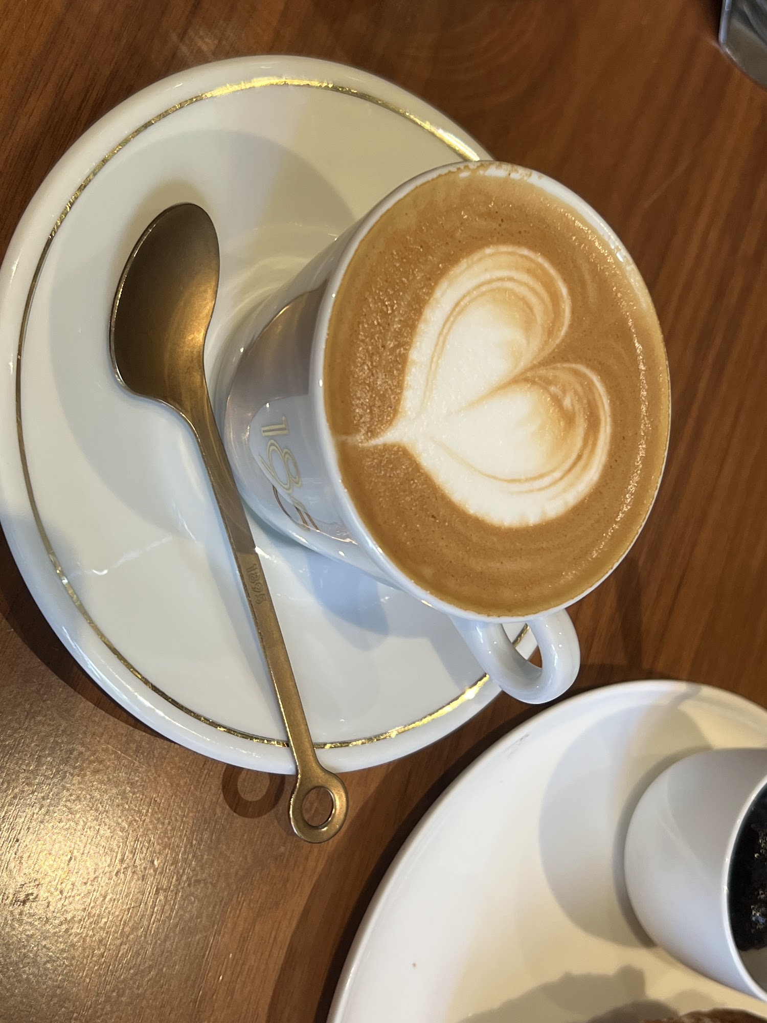 Luminist Cafè Bistrot