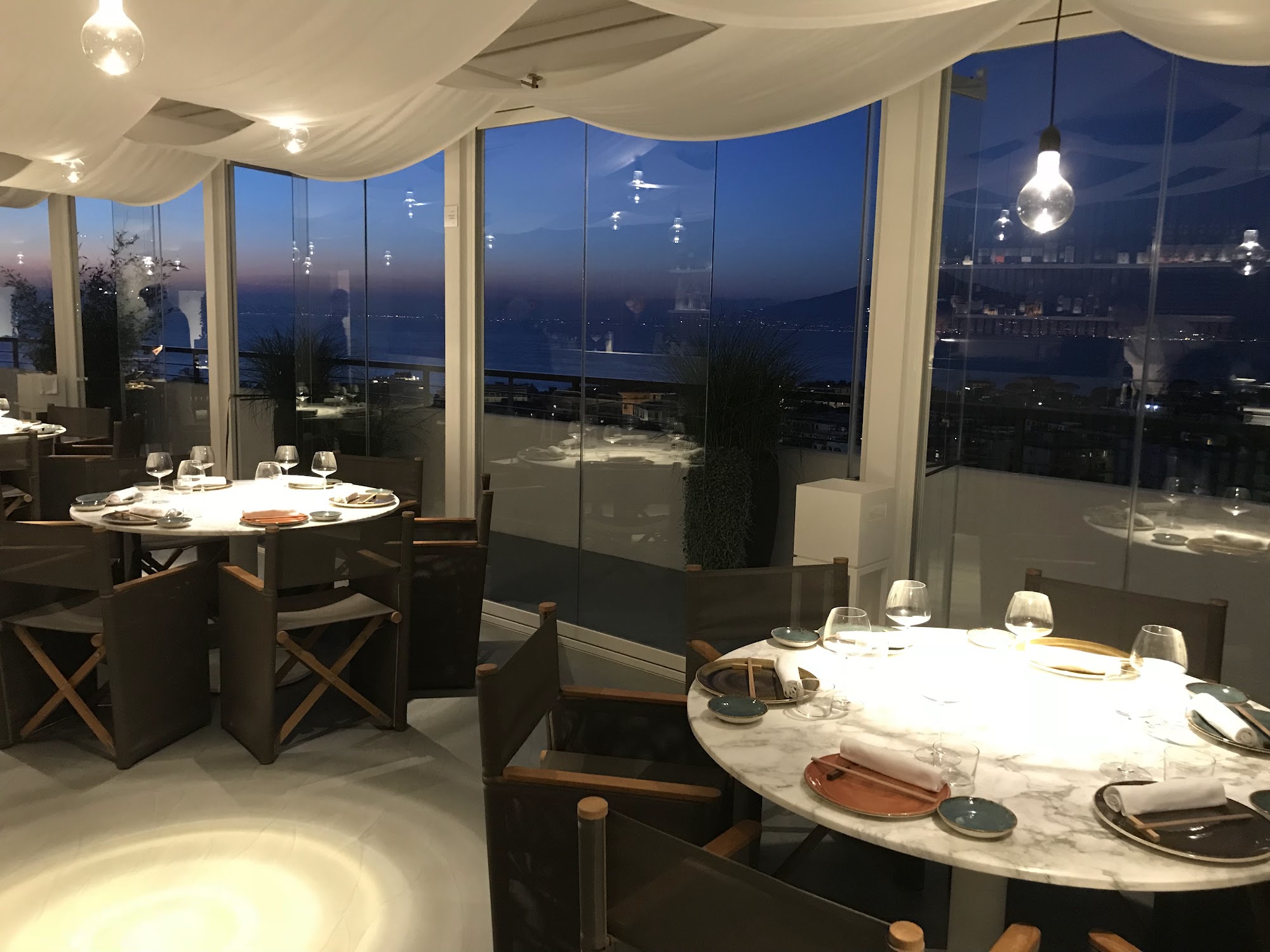J Contemporary Japanese Restaurant dell'Hilton Sorrento Palace