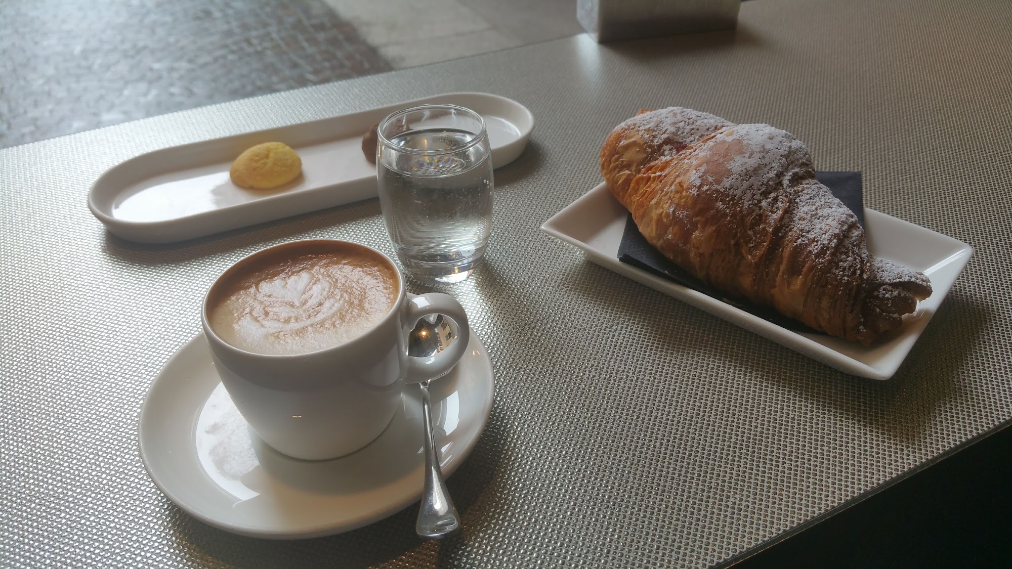 Emporio Armani caffè e ristorante