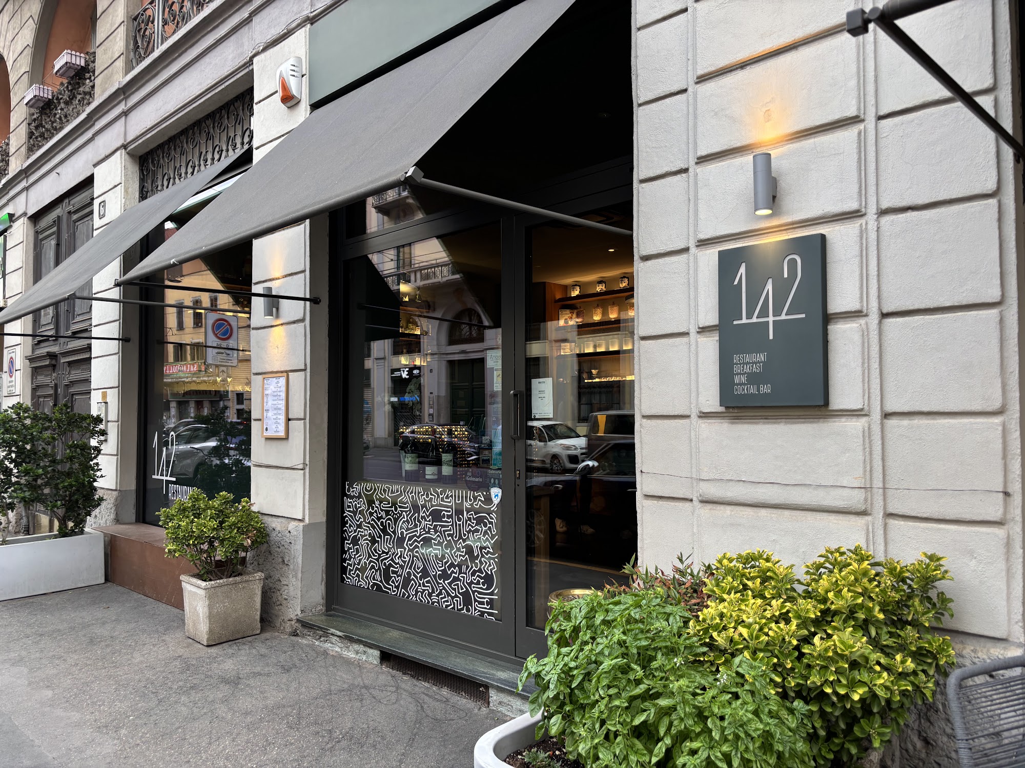 142 Restaurant