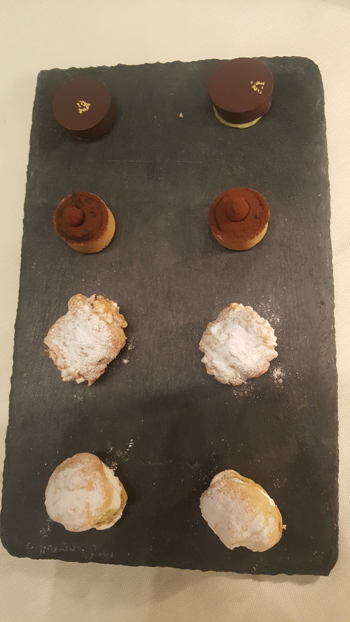 Da Noi In dell'Hotel Magna Pars Suites