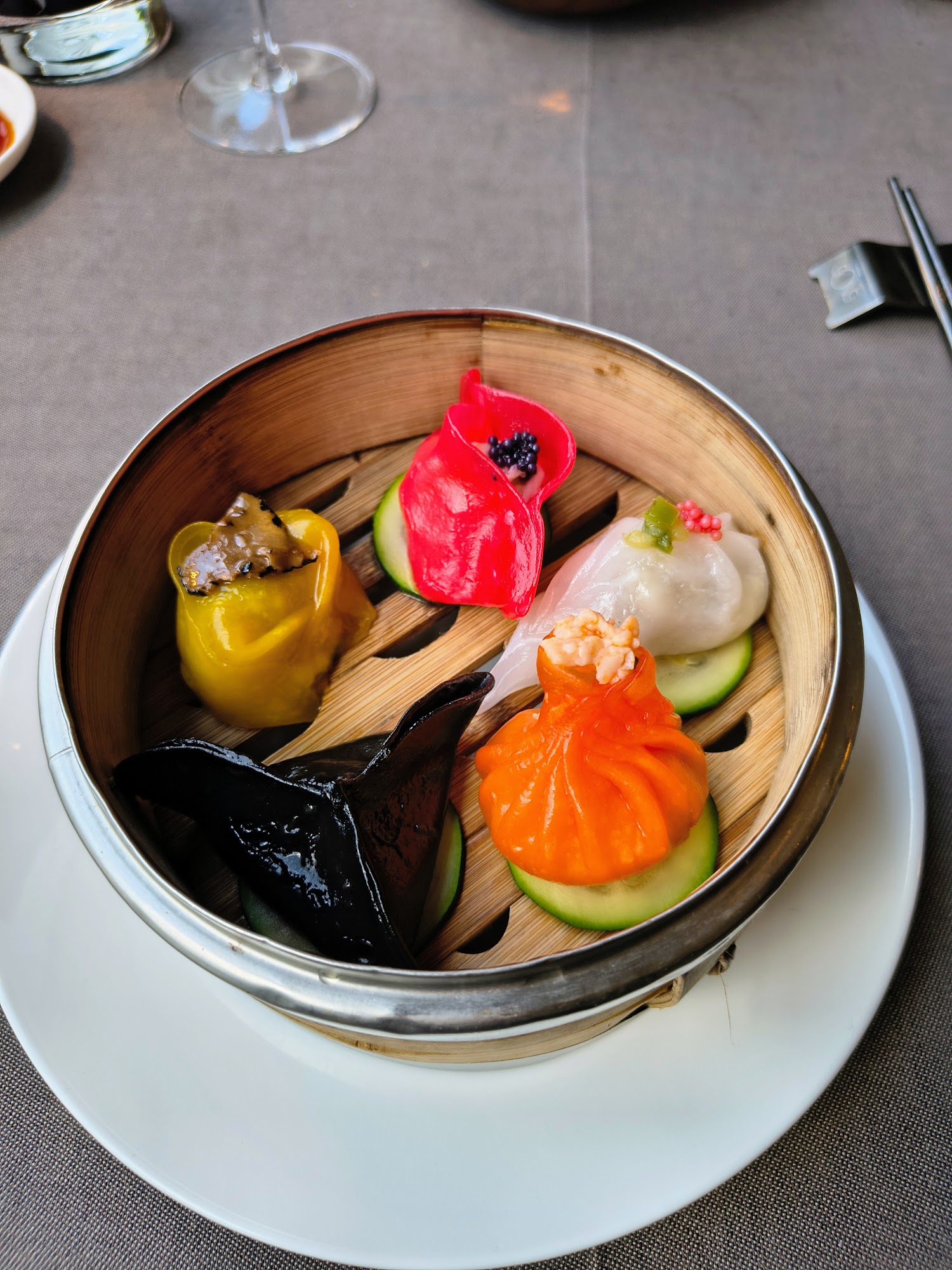 Gong Oriental Attitude