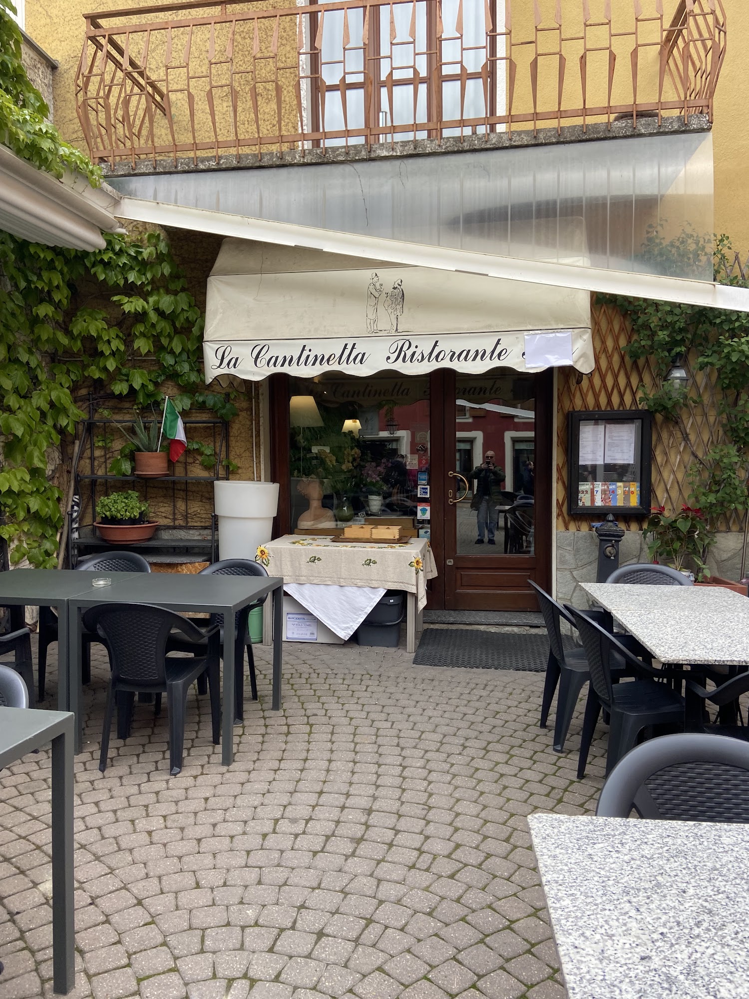 La Cantinetta