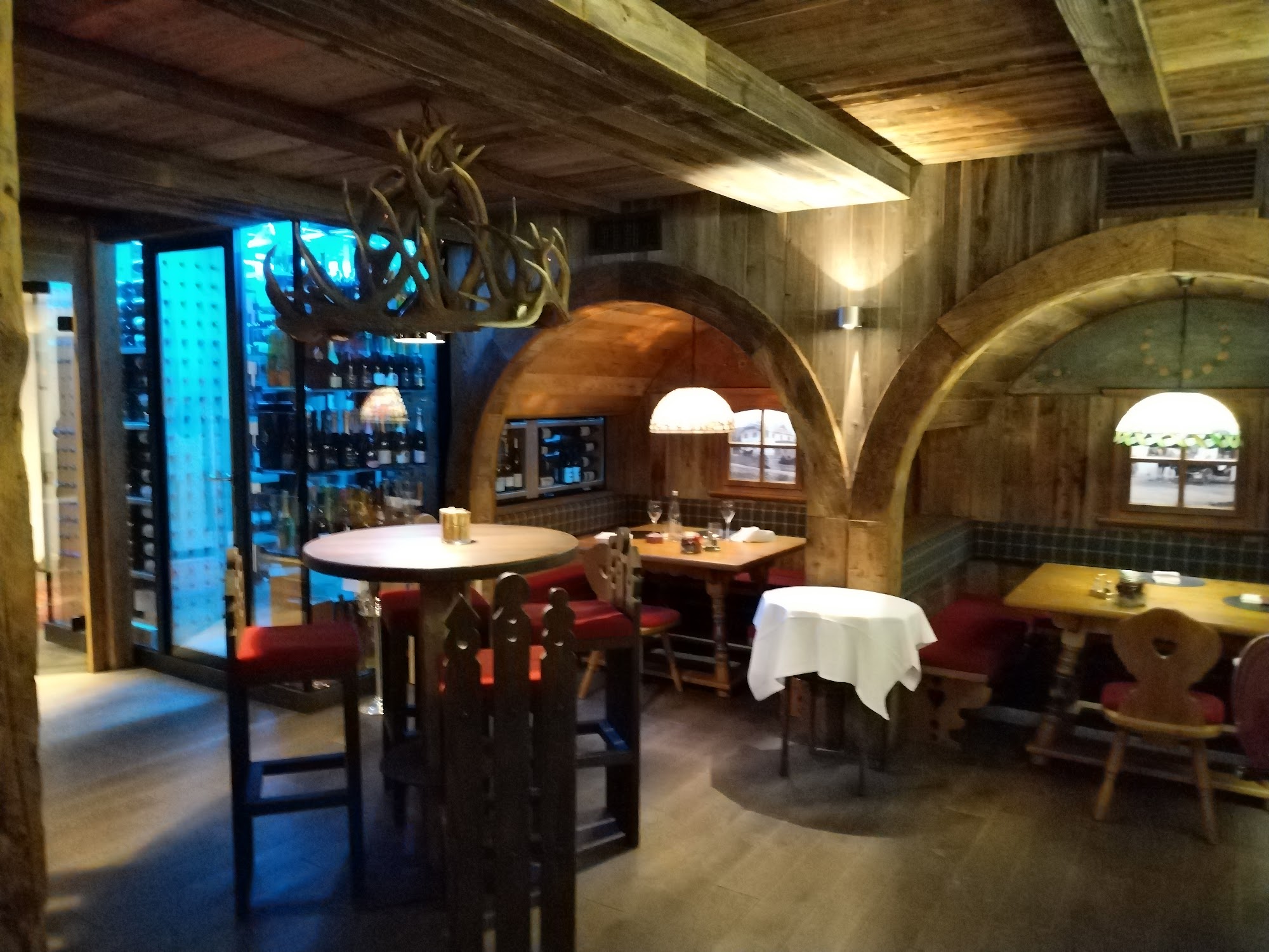 Wine & Dine