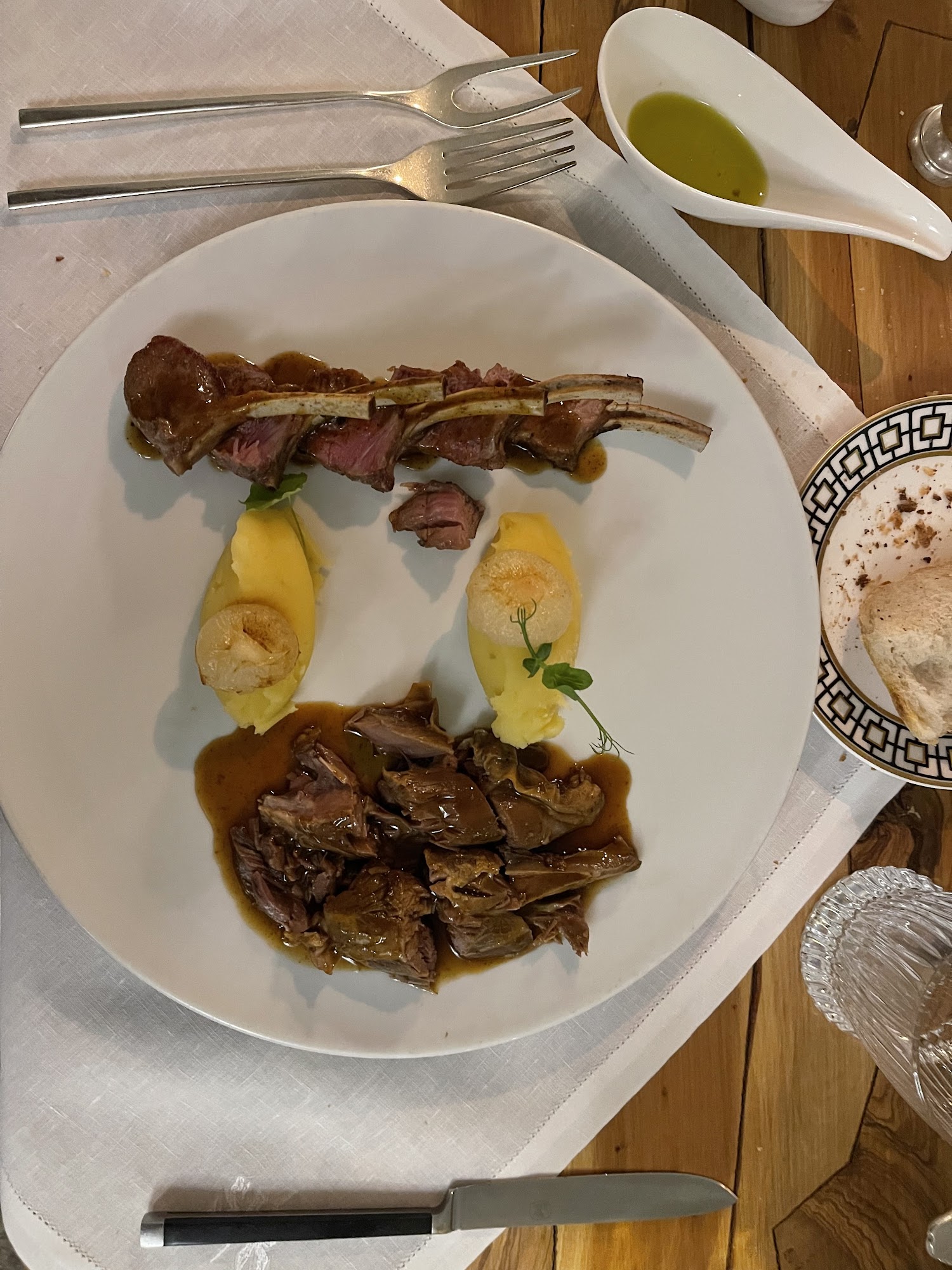 Saint Hubertus Restaurant